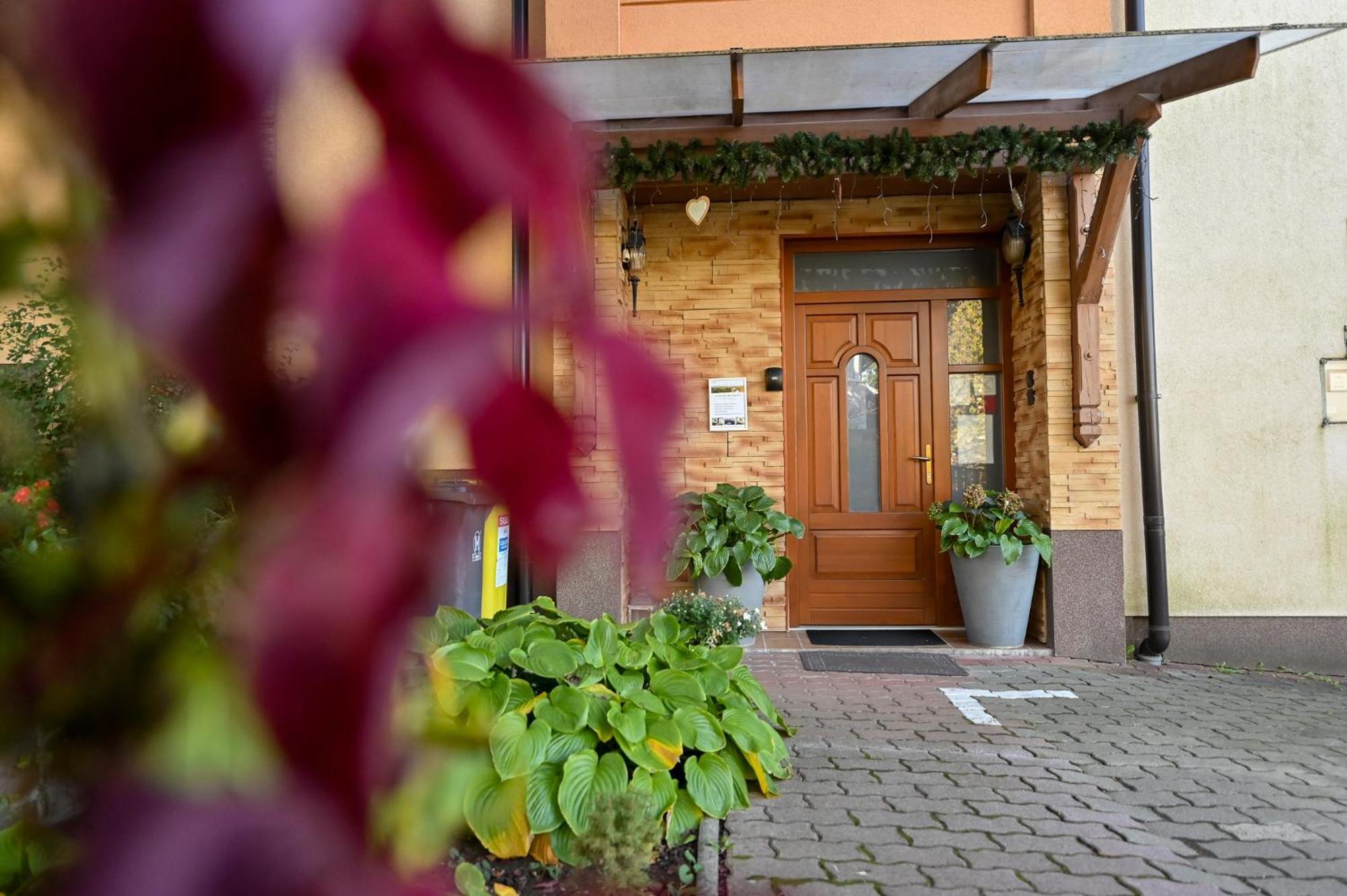 Bellavista 2 Apartman Eger Zewnętrze zdjęcie