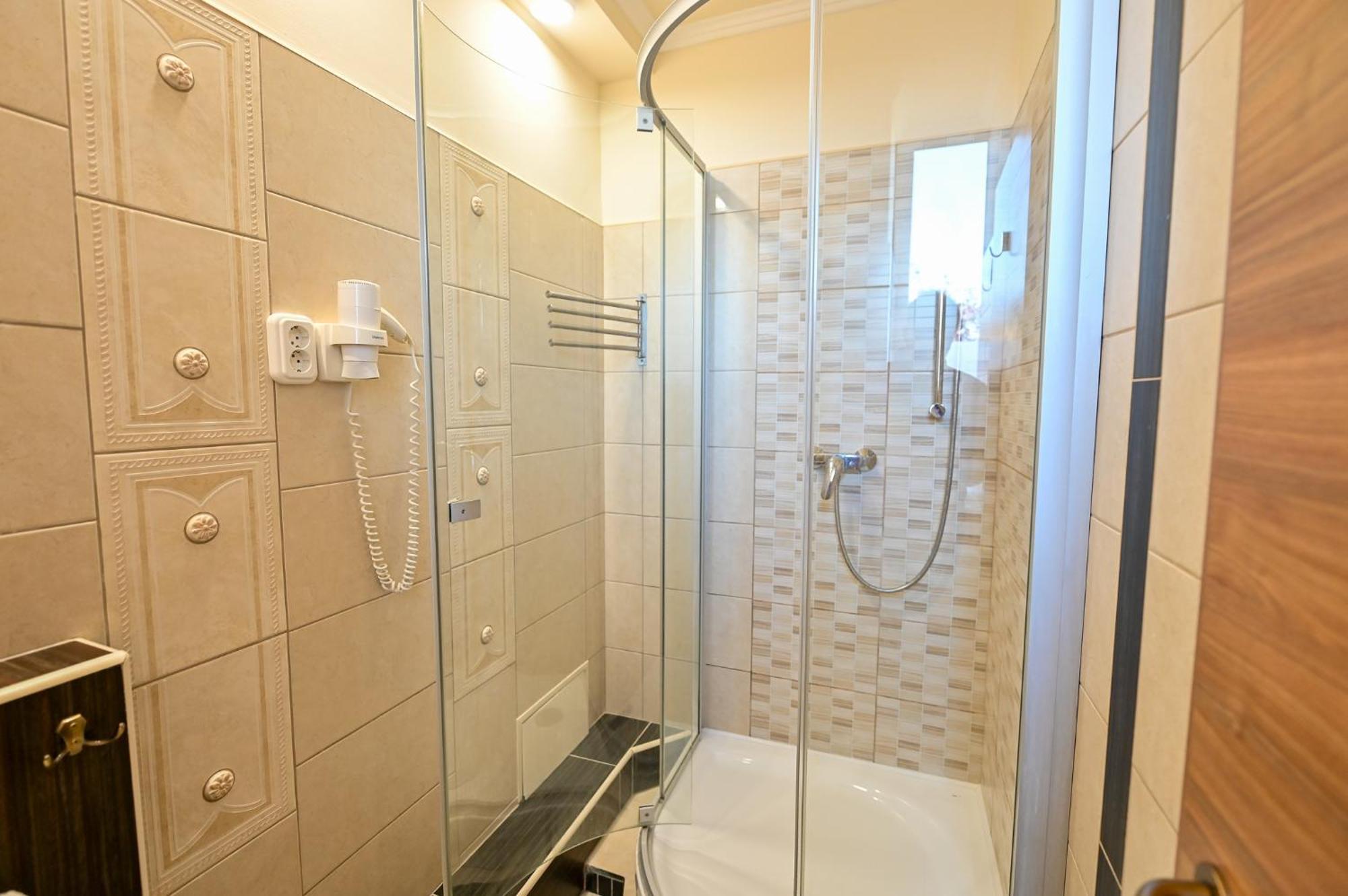 Bellavista 2 Apartman Eger Zewnętrze zdjęcie