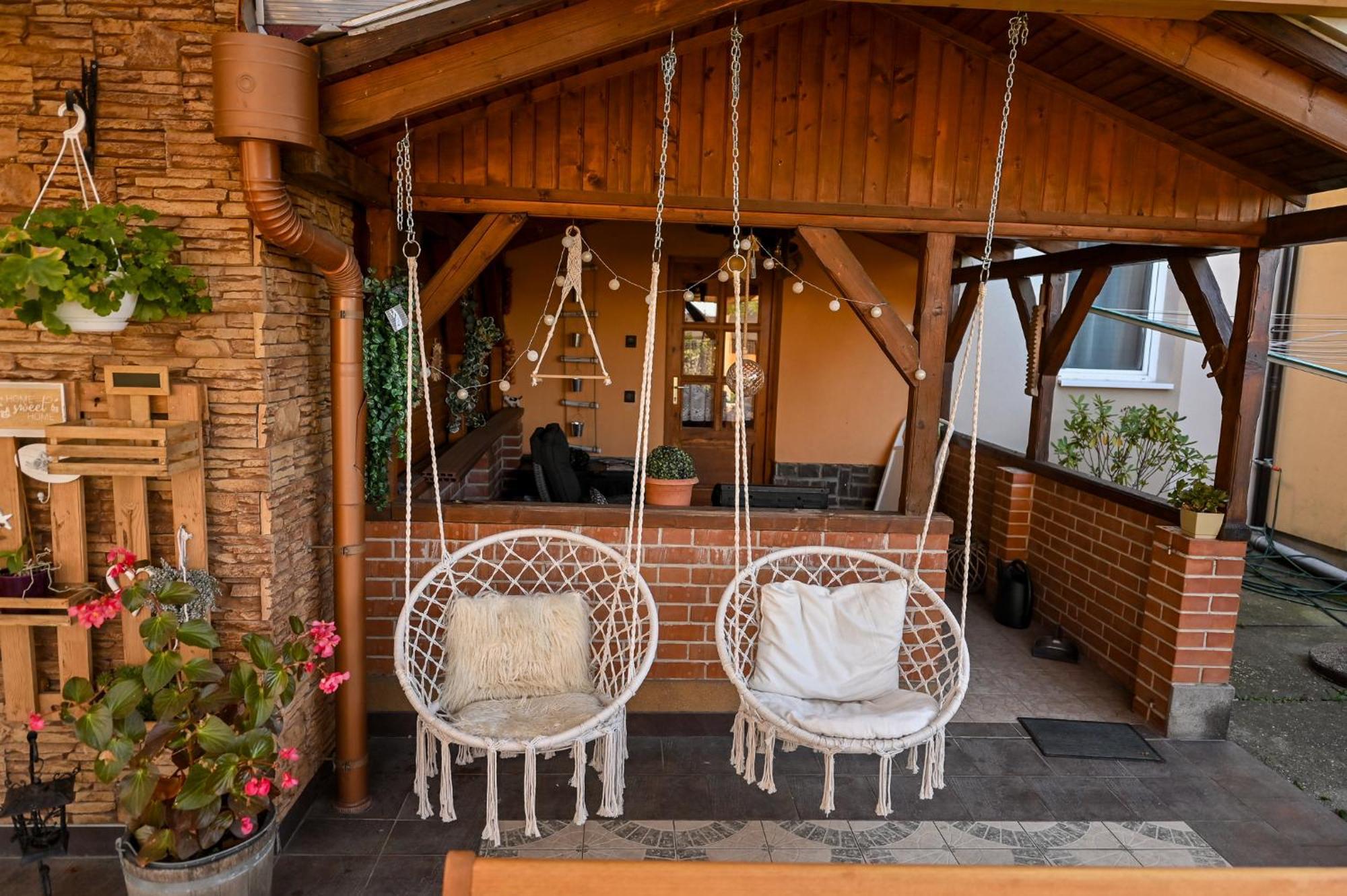 Bellavista 2 Apartman Eger Zewnętrze zdjęcie