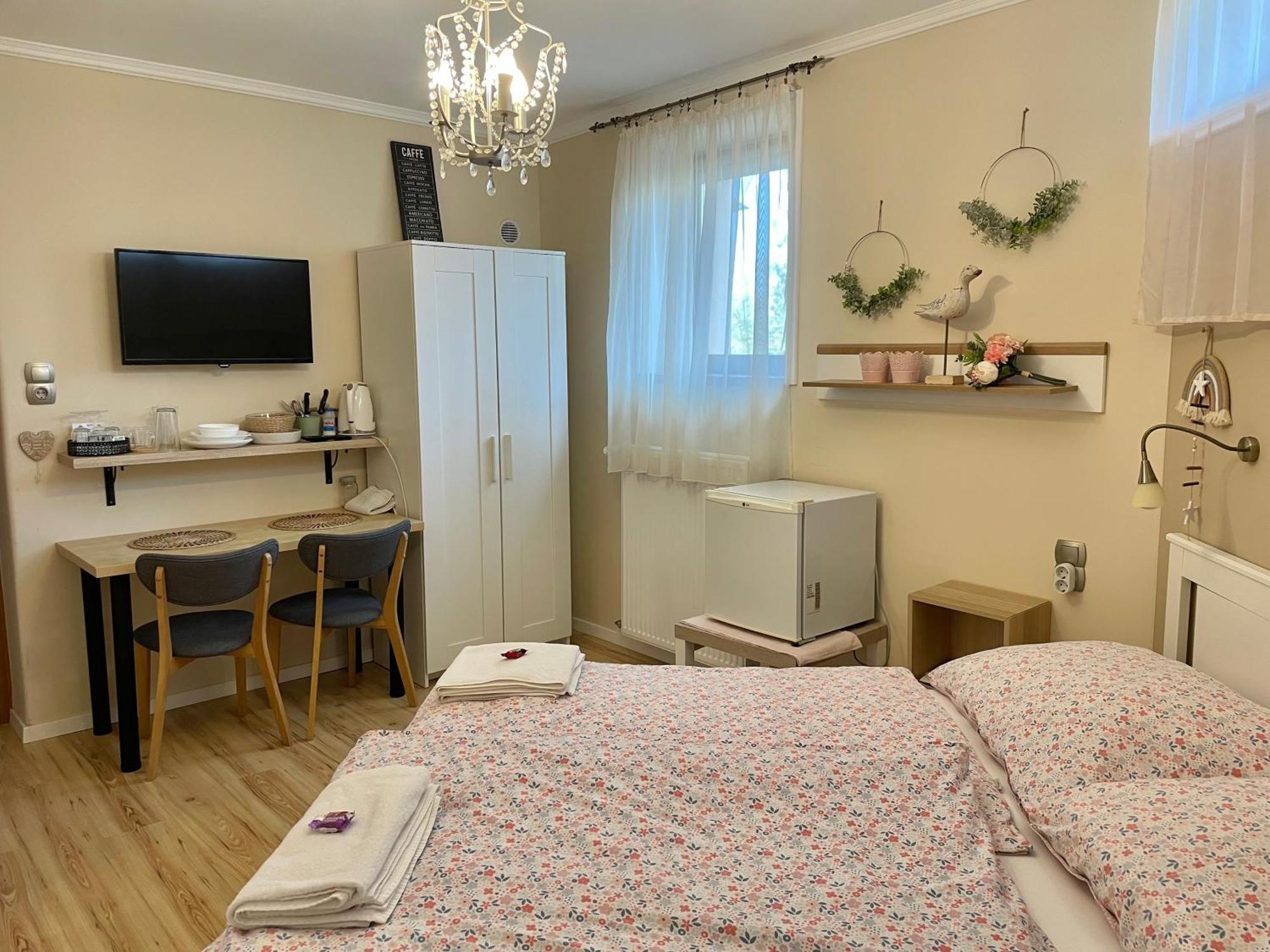 Bellavista 2 Apartman Eger Zewnętrze zdjęcie