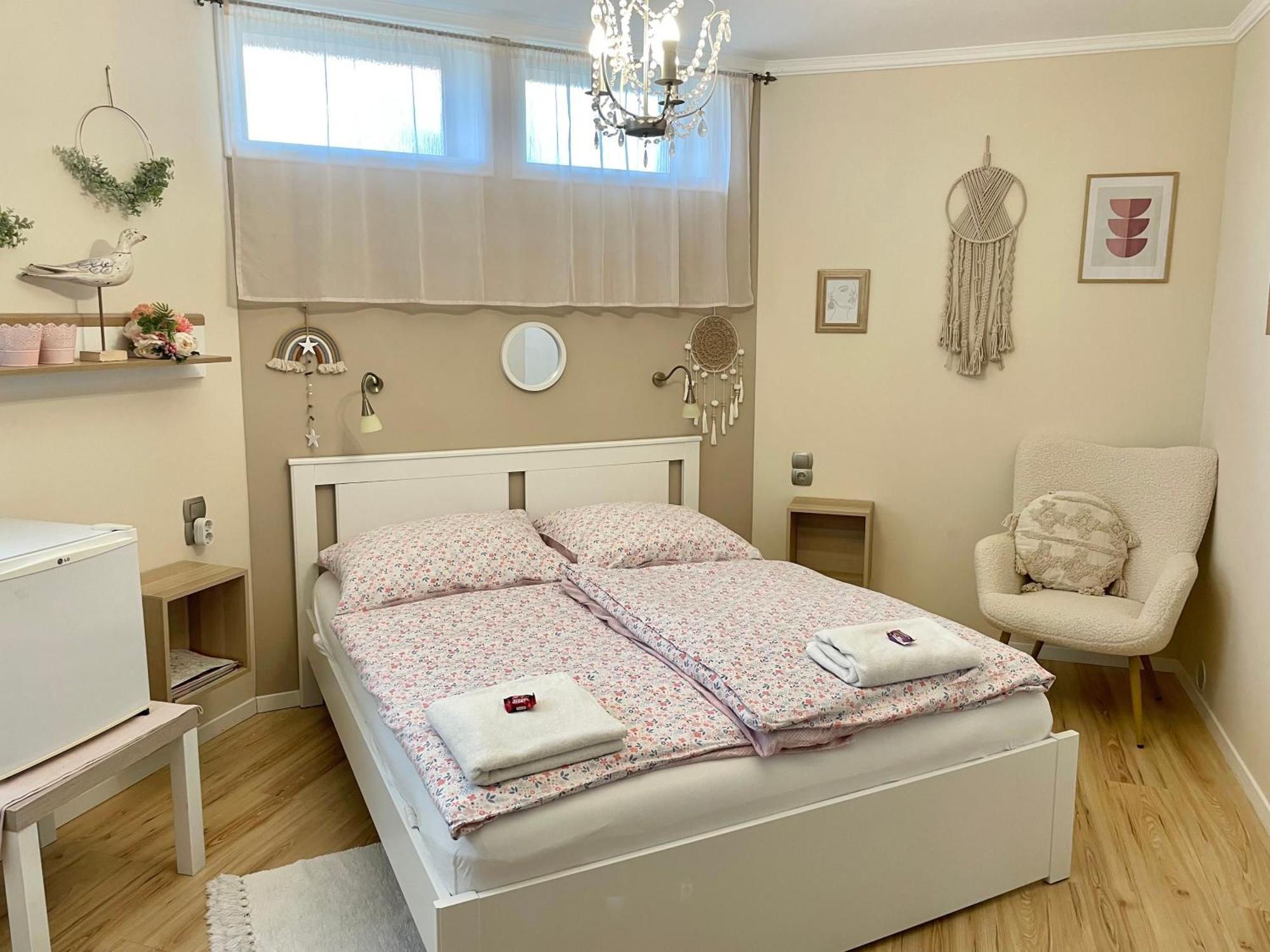 Bellavista 2 Apartman Eger Zewnętrze zdjęcie